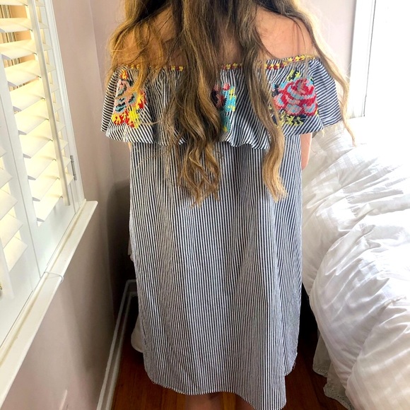 Solddd Outtt - Picture 4 of 4